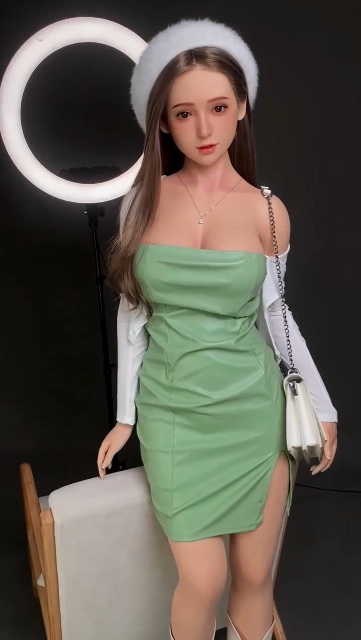 Xiao Yu-GQ007